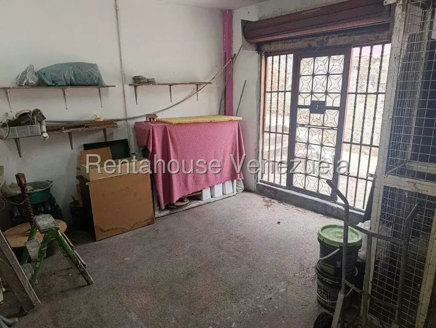 Casa (Multipes Niveles) en Venta en Catia, Distrito Metropolitano - 34