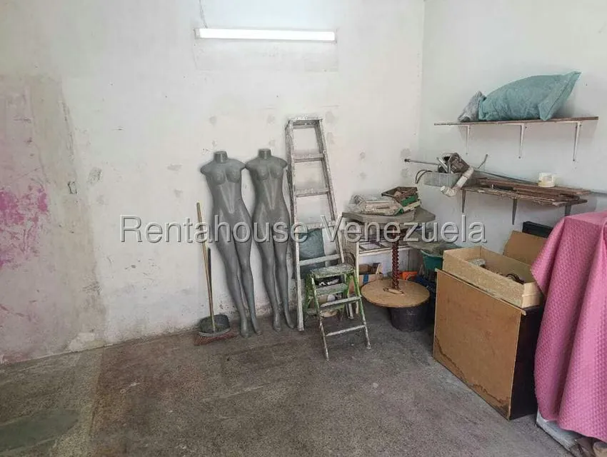 Casa (Multipes Niveles) en Venta en Catia, Distrito Metropolitano - 36