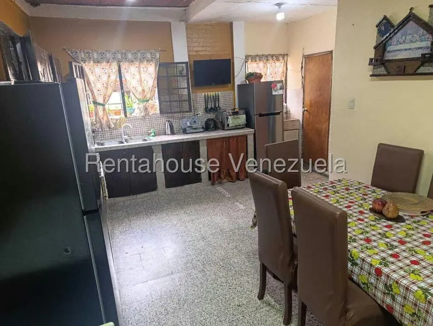 Casa (Multipes Niveles) en Venta en Catia, Distrito Metropolitano - 6