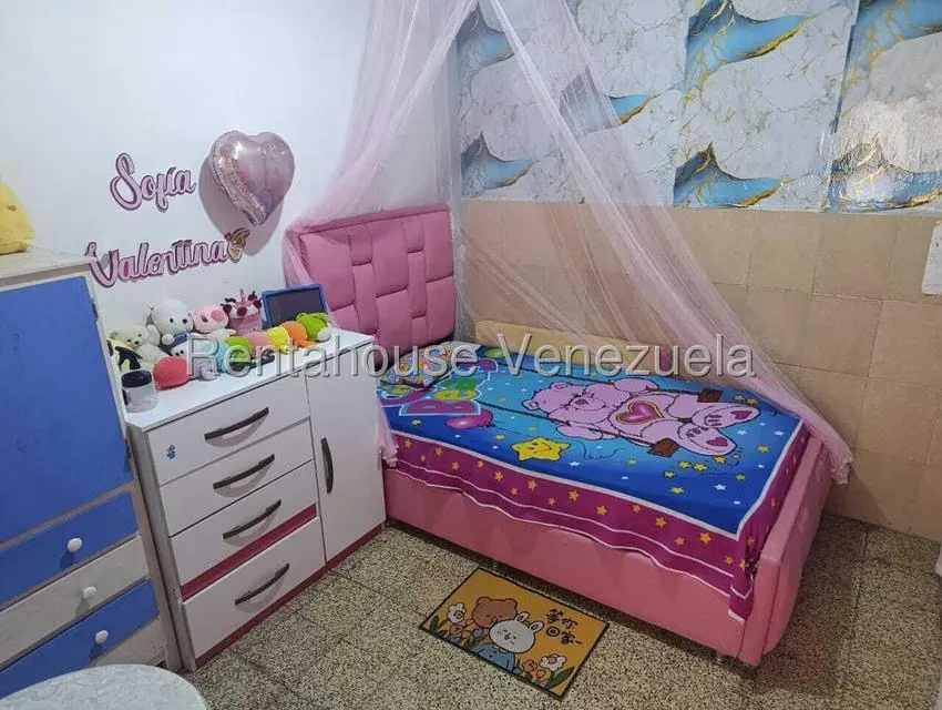Casa (Multipes Niveles) en Venta en Catia, Distrito Metropolitano - 10
