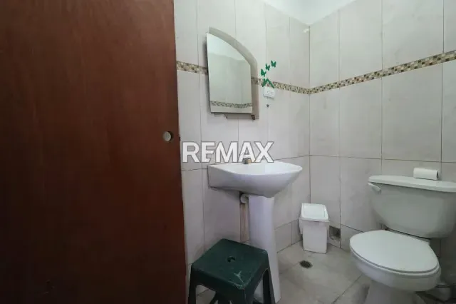 Edificio Industrial y Fondo de Comercio en Venta - 3
