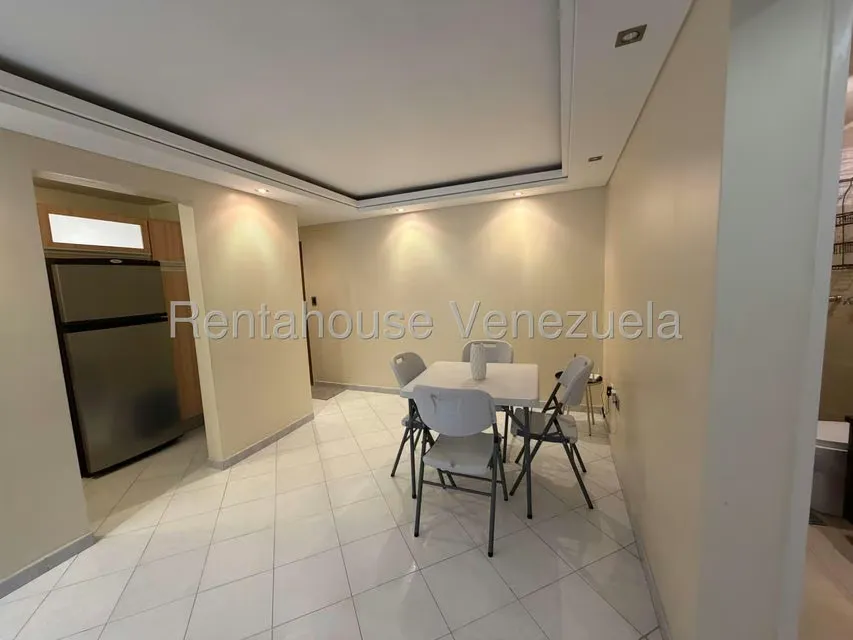 Apartamento (1 Nivel) en Venta en Colinas de La Tahona, Distrito Metropolitano - 12