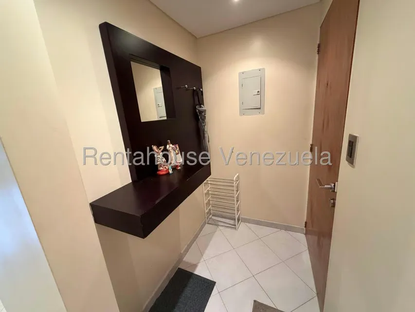 Apartamento (1 Nivel) en Venta en Colinas de La Tahona, Distrito Metropolitano - 14