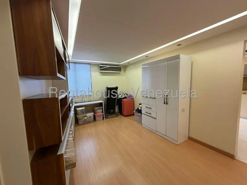 Apartamento (1 Nivel) en Venta en Colinas de La Tahona, Distrito Metropolitano - 17