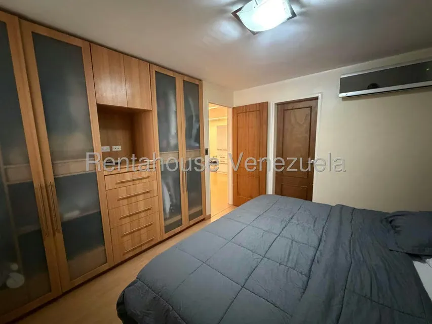 Apartamento (1 Nivel) en Venta en Colinas de La Tahona, Distrito Metropolitano - 23