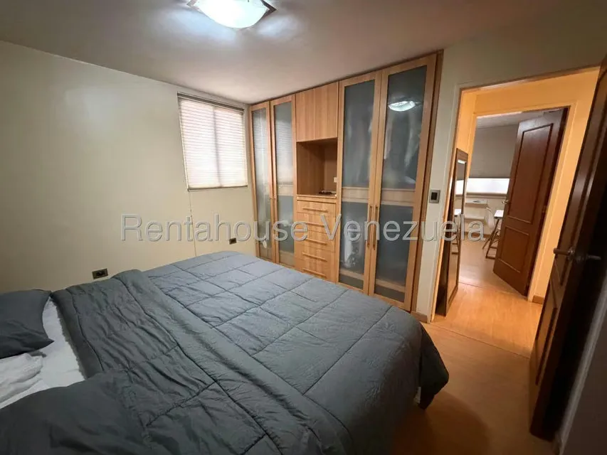 Apartamento (1 Nivel) en Venta en Colinas de La Tahona, Distrito Metropolitano - 24