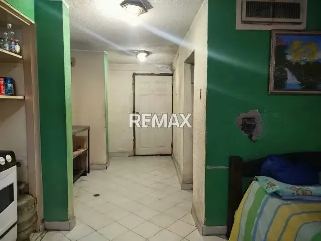 APARTAMENTO DÚPLEX EN VENTA IDEAL PARA MODERNIZAR COMPLEJO TURÍSTICO EL MORRO RES. DORAL BEACH PTO. LA CRUZ VENEZUELA - 8
