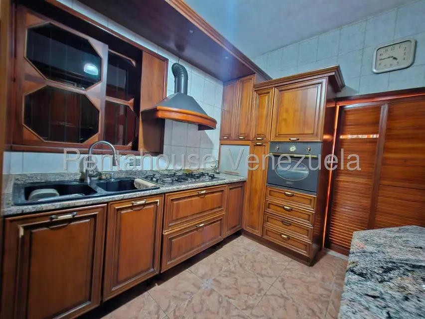 Casa (Duplex) en Venta en El Limon, Aragua - 11