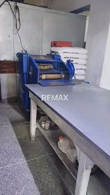 Venta Fondo de comercio. Panadería operativa en avenida principal - 13