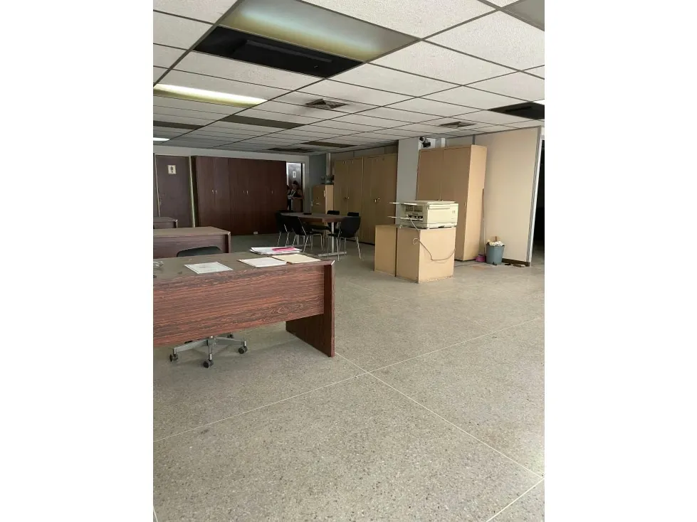 OFICINA EN ALQUILER AV URDANETA 461mts/4B - 6