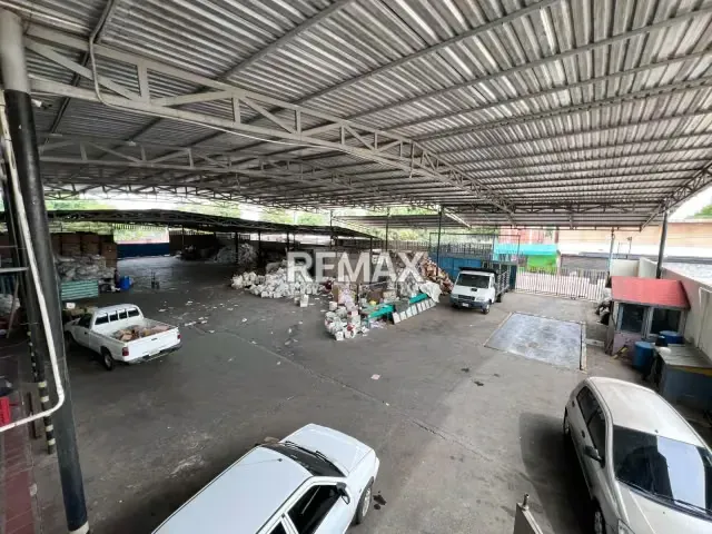 Galpon en venta en el Sector Los Robles, Maracaibo - 13