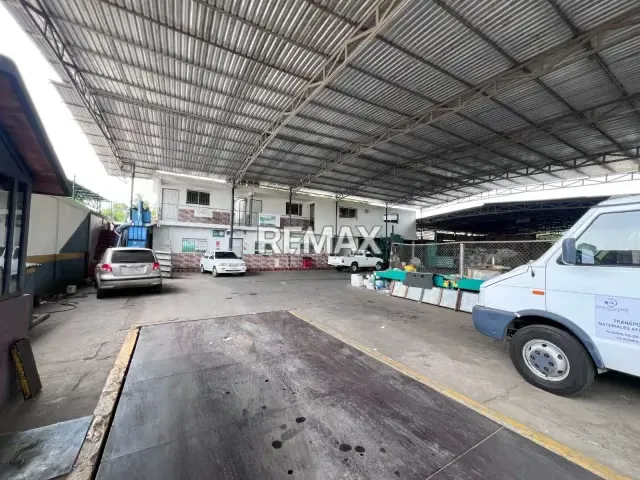 Galpon en venta en el Sector Los Robles, Maracaibo - 4