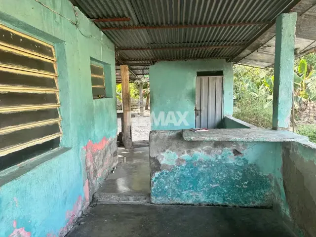 VENDO AMPLIO TERRENO CON CASA GRANDE TUREN - 7