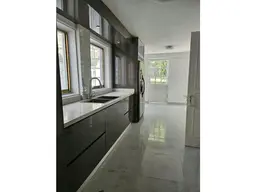 View 16