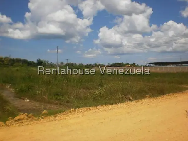 Terreno (Residencial) en Venta en Higuerote, Miranda - 6