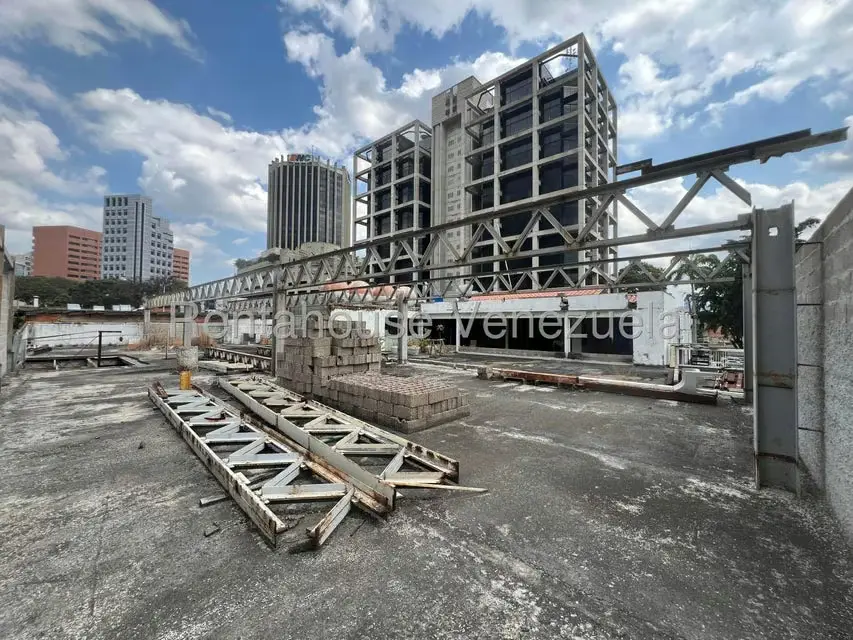 Terreno (Comercial) en Venta en La Castellana, Distrito Metropolitano - 16