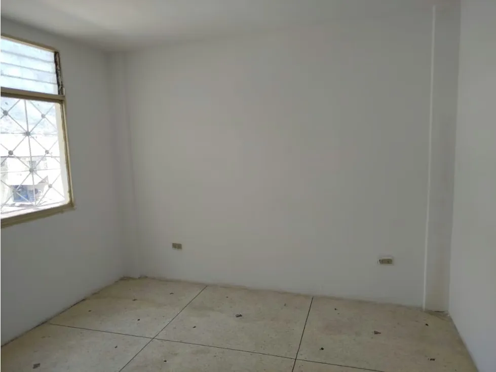 Vendo edificio comercial 300m2 Centro de Catia 6341 - 9