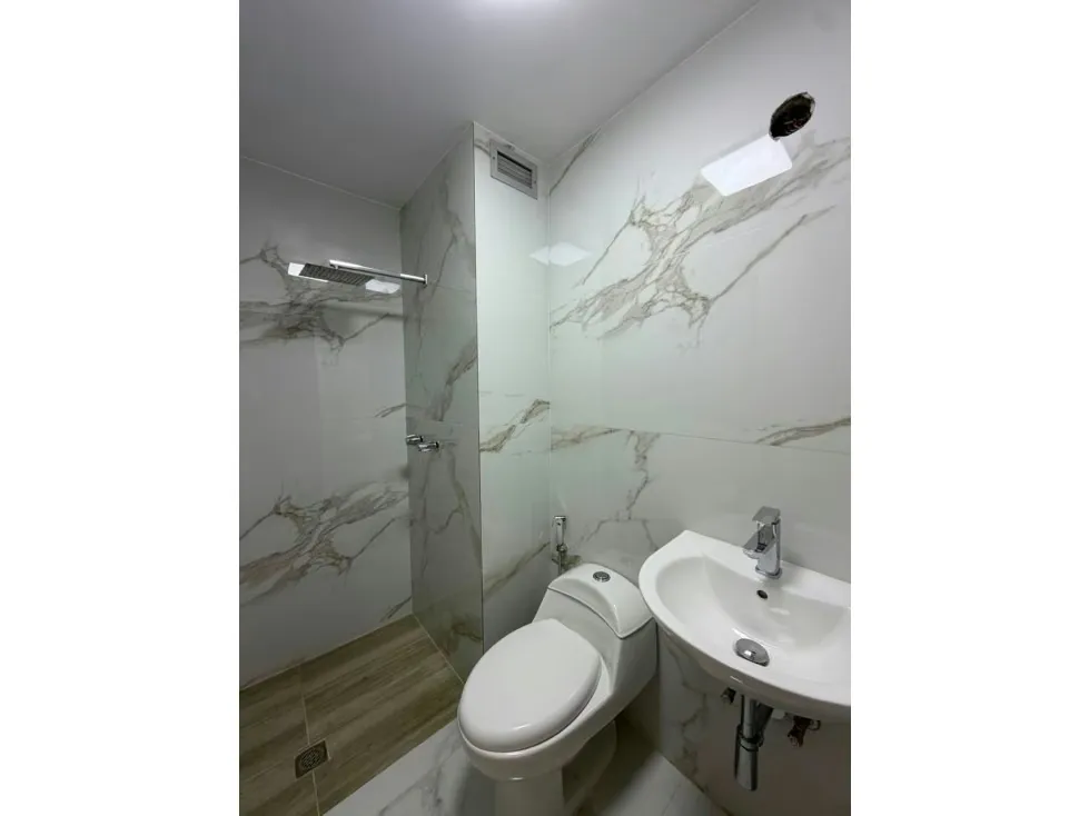 SE VENDE APTO EN LOS NARANJOS - 6