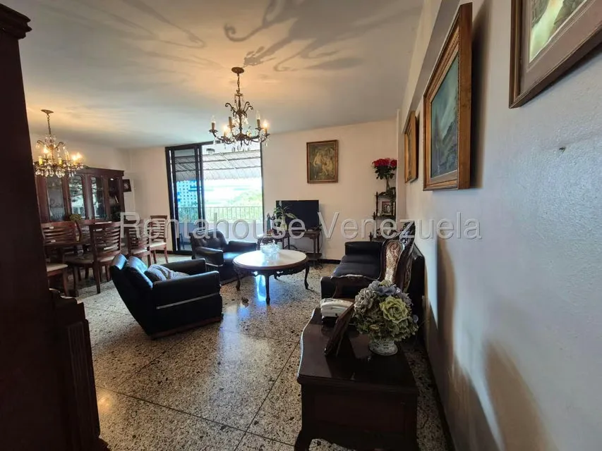 Apartamento (1 Nivel) en Venta en El Paraiso, Distrito Metropolitano - 2