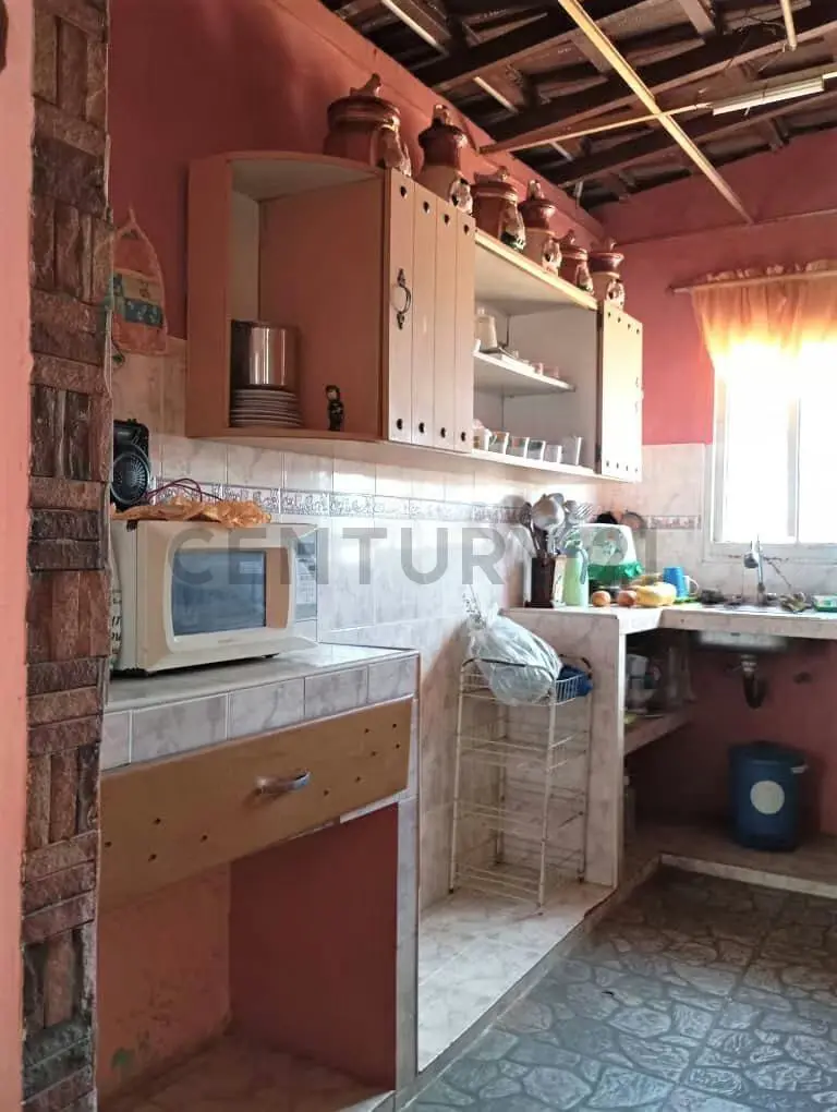 Casa con terreno amplio y local comercial, Sector El Peru, San Francisco Zulia - 6