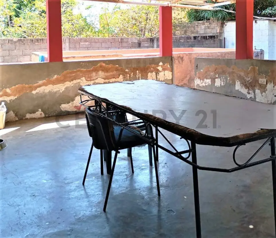 Casa con terreno amplio y local comercial, Sector El Peru, San Francisco Zulia - 7