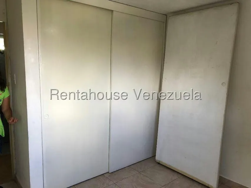 Apartamento (1 Nivel) en Alquiler en La Bonita, Distrito Metropolitano - 15