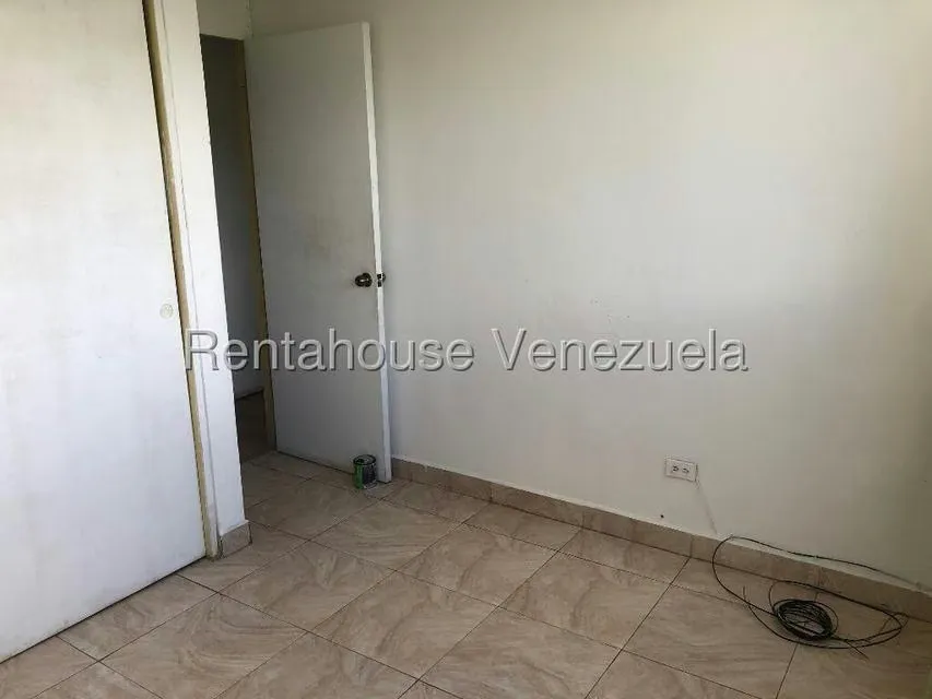 Apartamento (1 Nivel) en Alquiler en La Bonita, Distrito Metropolitano - 18