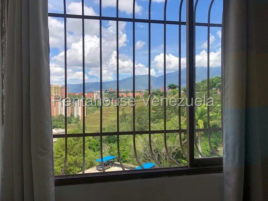 Apartamento (1 Nivel) en Alquiler en La Bonita, Distrito Metropolitano - 25