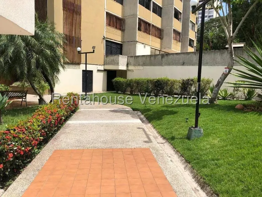 Apartamento (1 Nivel) en Alquiler en La Bonita, Distrito Metropolitano - 5