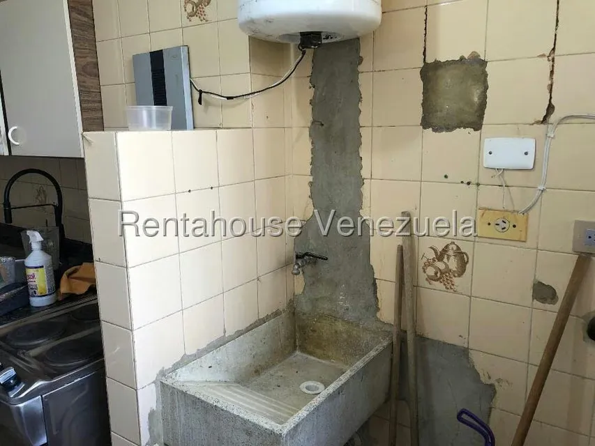 Apartamento (1 Nivel) en Alquiler en La Bonita, Distrito Metropolitano - 10
