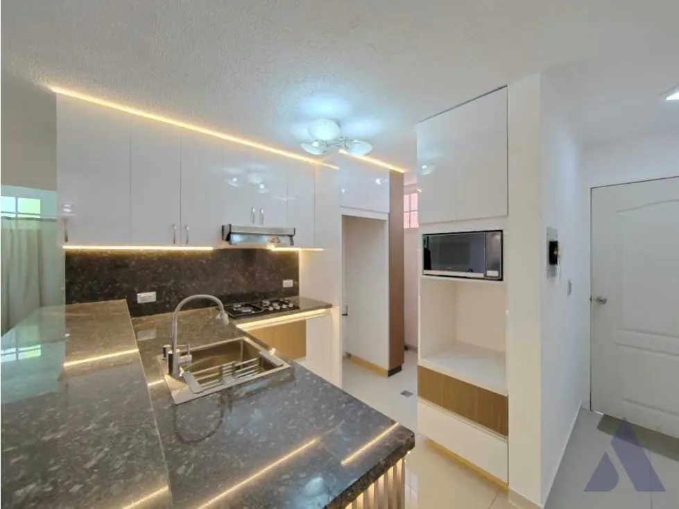 Se vende apartamento 65m2 Alto Grande-Guatire 0189 - 9