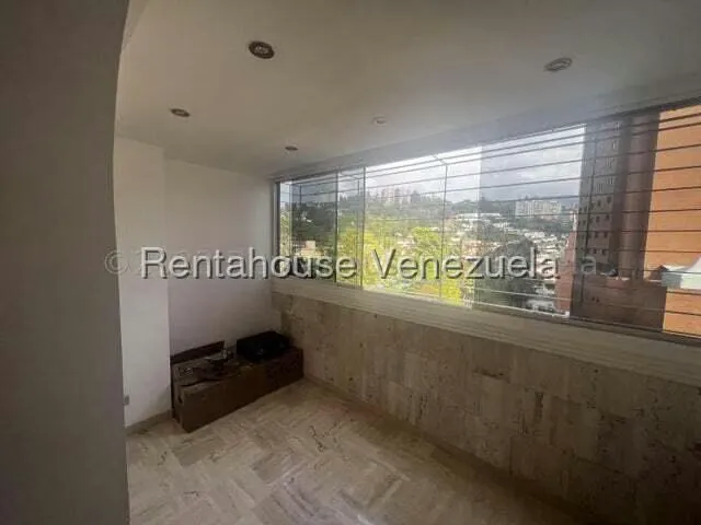 Apartamento (1 Nivel) en Venta en Prados del Este, Distrito Metropolitano - 11