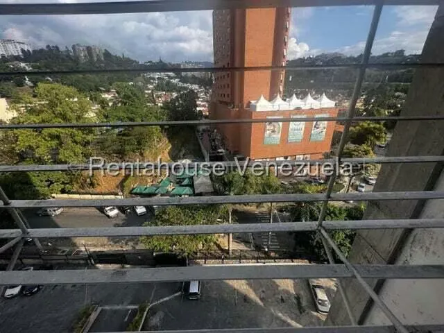 Apartamento (1 Nivel) en Venta en Prados del Este, Distrito Metropolitano - 12
