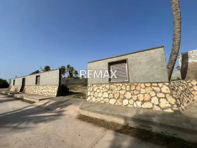 Parcela en venta en Adicora - 6