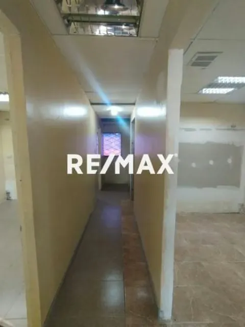 EN VENTA LOCAL COMERCIAL - 2