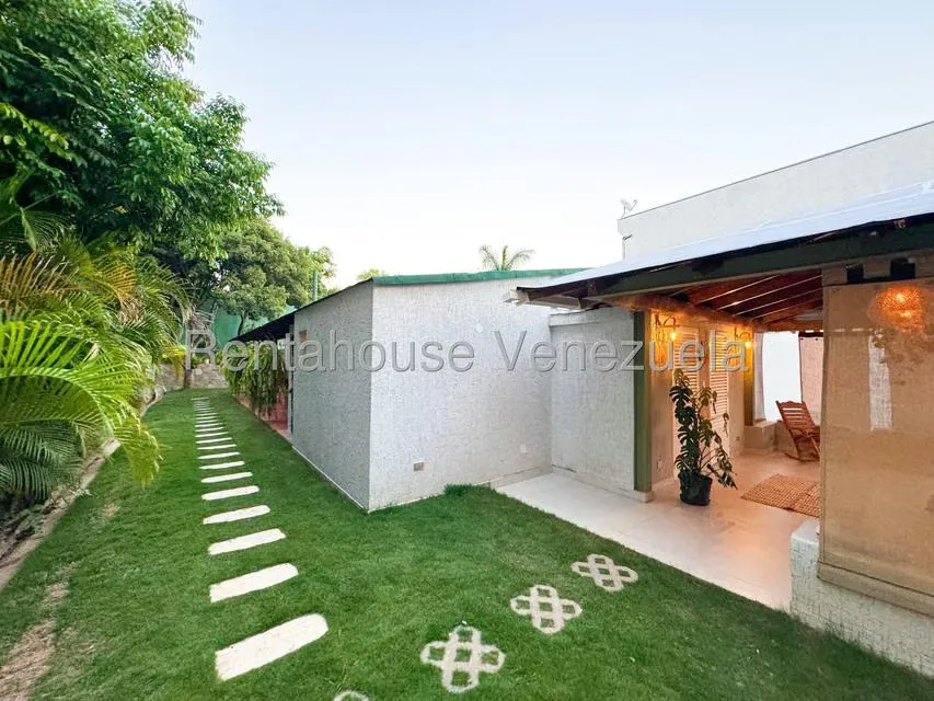 Casa (Multipes Niveles) en Venta en Cumbres de Curumo, Distrito Metropolitano - 50