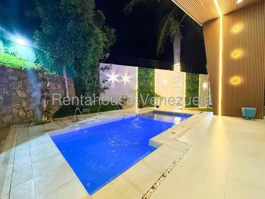 Casa (Multipes Niveles) en Venta en Cumbres de Curumo, Distrito Metropolitano - 7