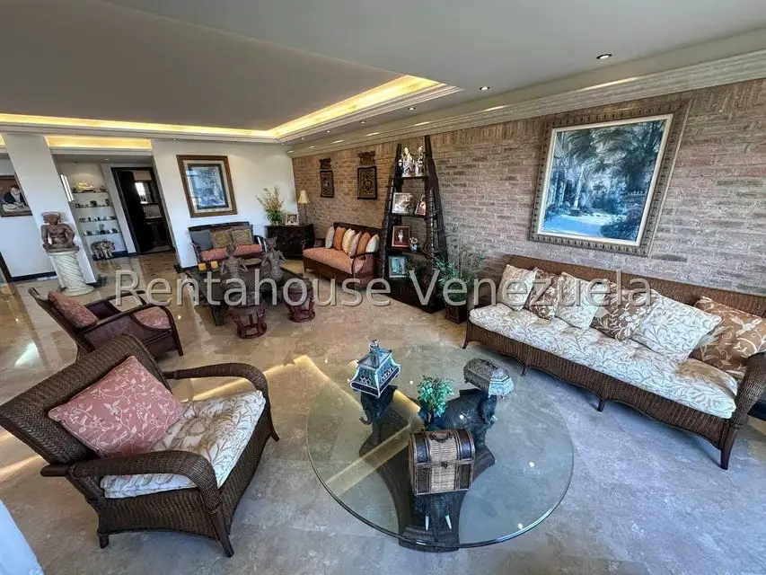 Apartamento (1 Nivel) en Venta en Los Naranjos del Cafetal, Distrito Metropolitano - 11
