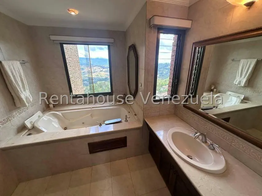 Apartamento (1 Nivel) en Venta en Los Naranjos del Cafetal, Distrito Metropolitano - 32