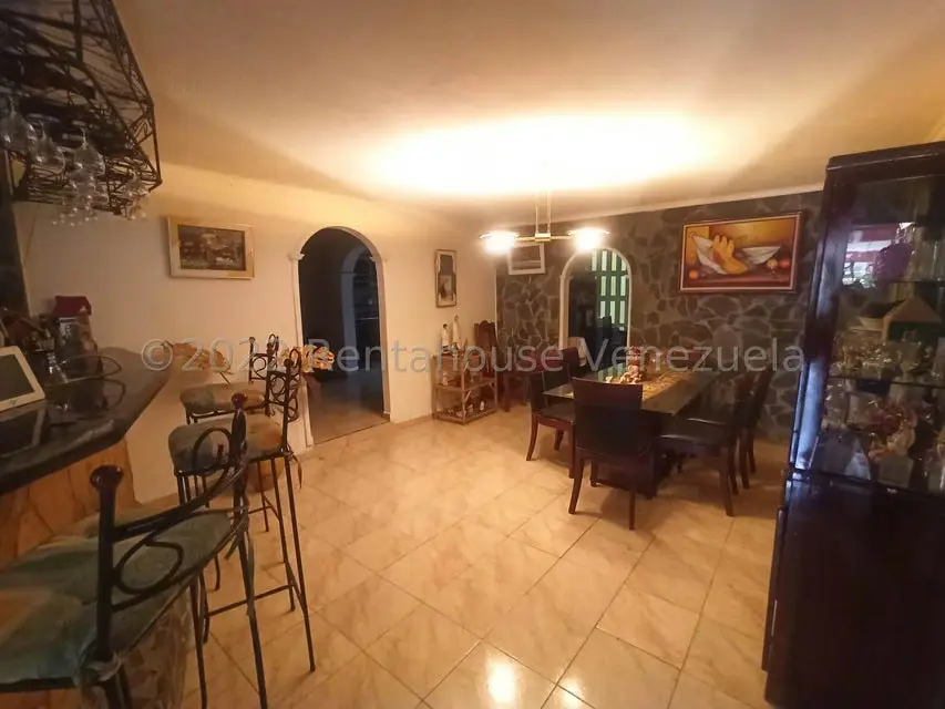 Casa (Multipes Niveles) en Venta en Valle Fresco, Aragua - 2