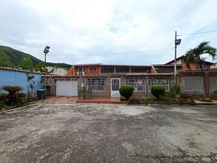 Casa (Multipes Niveles) en Venta en Valle Fresco, Aragua - 58
