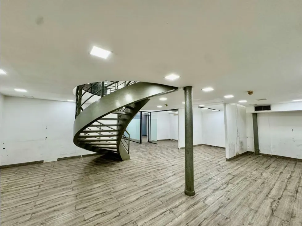 Se vende local comercial 315m2 Chacaito - 2