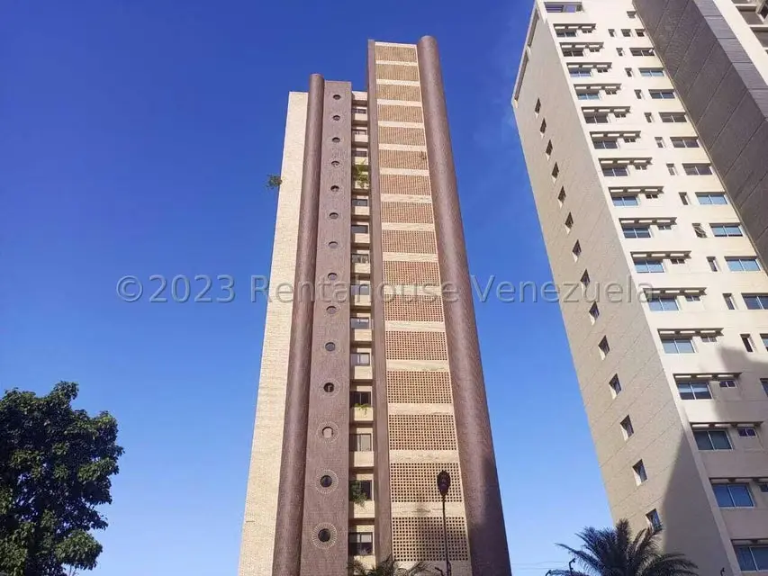 Apartamento (1 Nivel) en Alquiler en Valle Frio, Zulia - 2