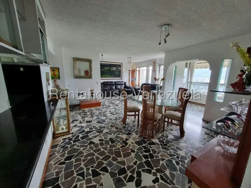 Apartamento (1 Nivel) en Venta en Colinas de Santa Monica, Distrito Metropolitano - 11