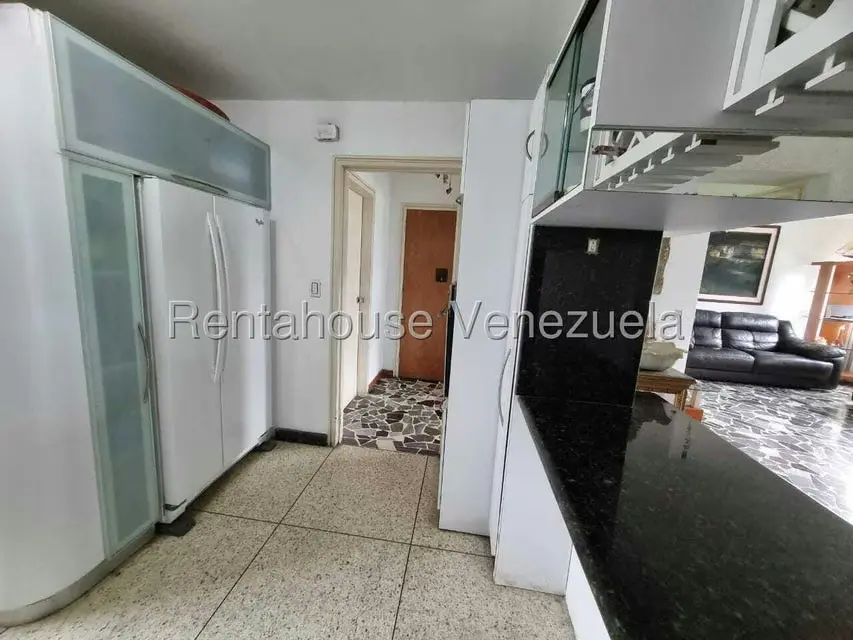 Apartamento (1 Nivel) en Venta en Colinas de Santa Monica, Distrito Metropolitano - 12