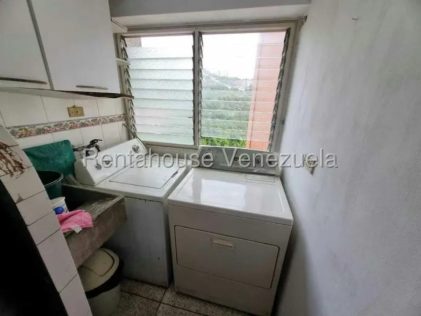 Apartamento (1 Nivel) en Venta en Colinas de Santa Monica, Distrito Metropolitano - 18