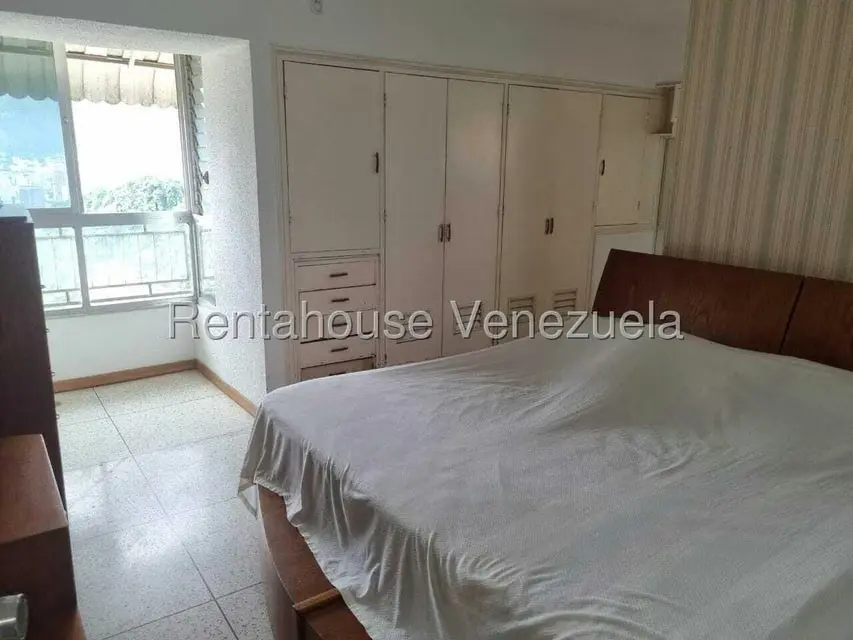 Apartamento (1 Nivel) en Venta en Colinas de Santa Monica, Distrito Metropolitano - 25