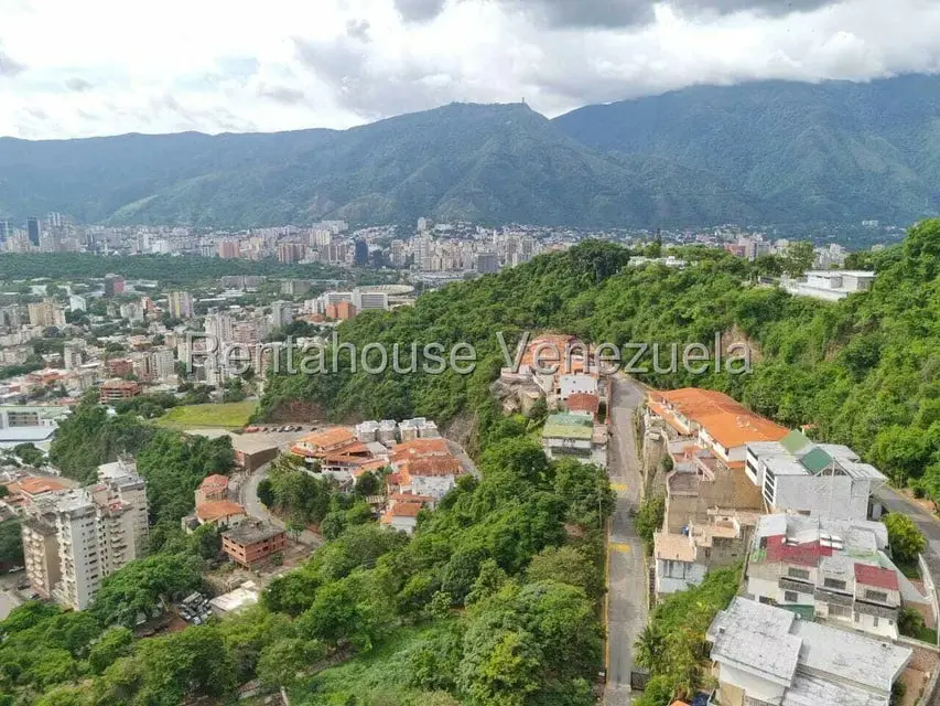 Apartamento (1 Nivel) en Venta en Colinas de Santa Monica, Distrito Metropolitano - 27