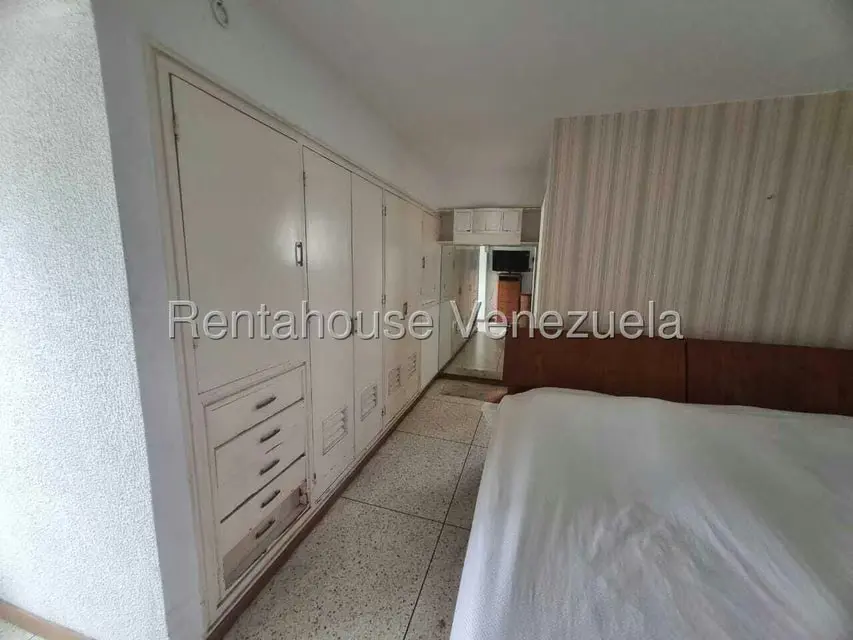 Apartamento (1 Nivel) en Venta en Colinas de Santa Monica, Distrito Metropolitano - 30