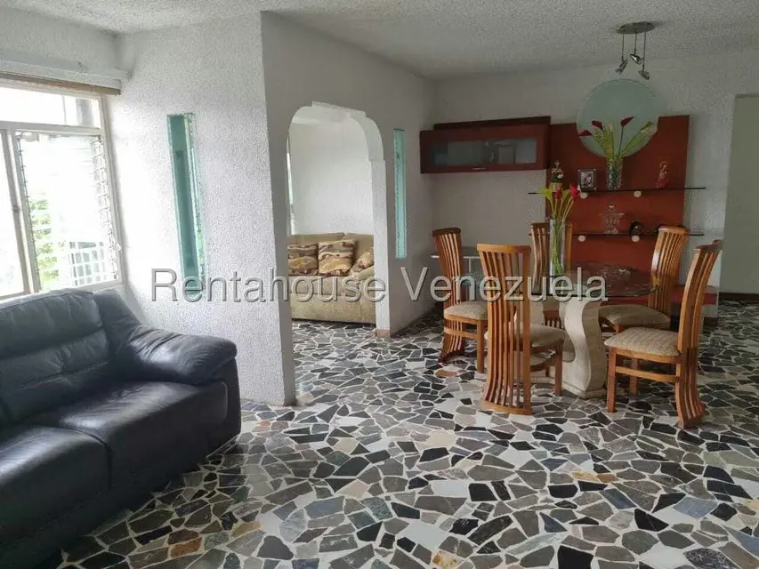 Apartamento (1 Nivel) en Venta en Colinas de Santa Monica, Distrito Metropolitano - 3